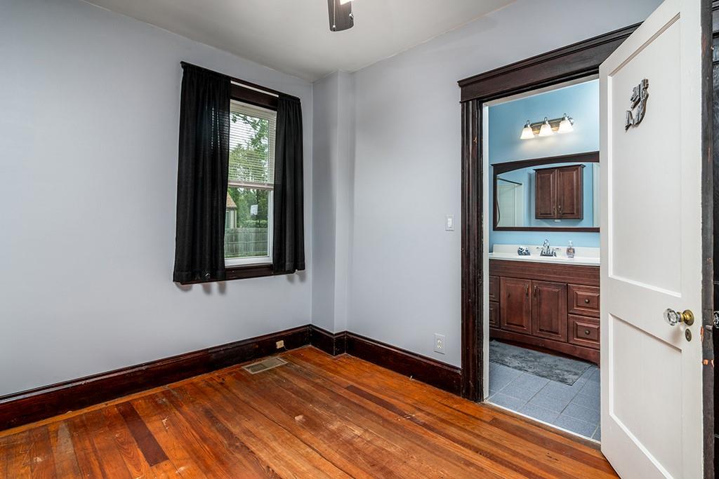 52 Chambly Avenue Property Photo 14