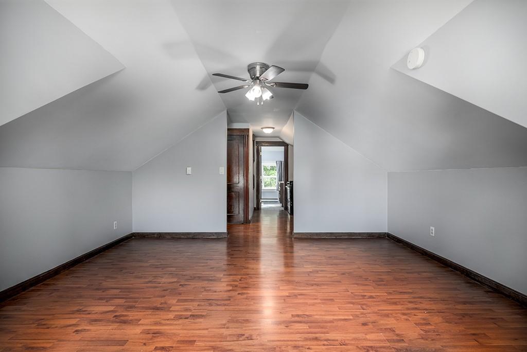 52 Chambly Avenue Property Photo 20