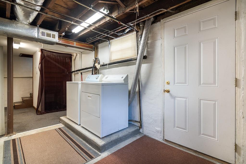 52 Chambly Avenue Property Photo 24