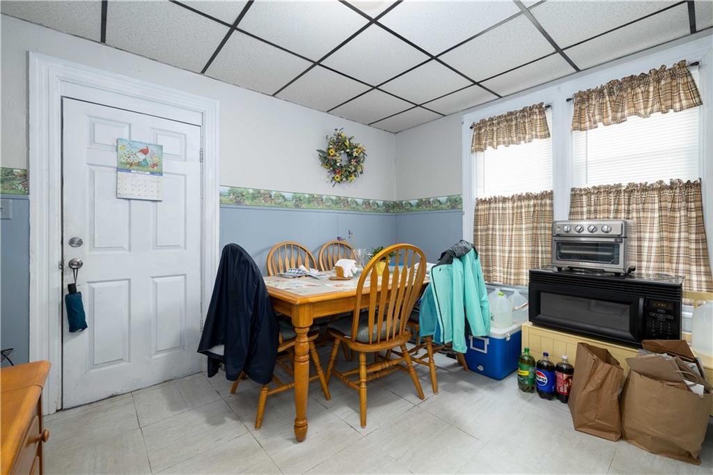 115 Division Street Property Photo 7