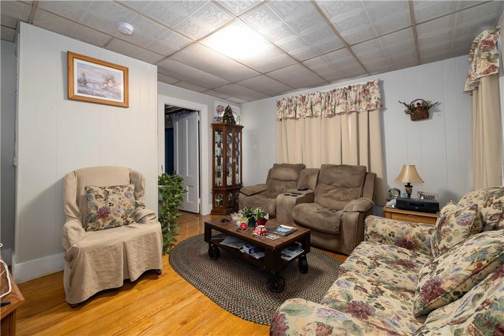 115 Division Street Property Photo 10