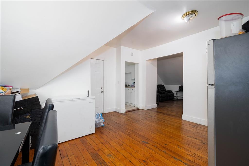 115 Division Street Property Photo 24