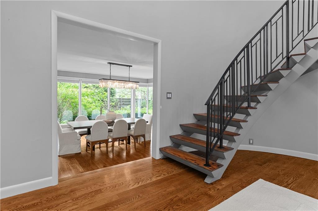 80 Clarendon Avenue Property Photo 12