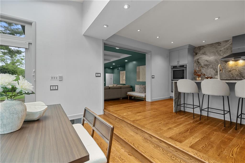 80 Clarendon Avenue Property Photo 17