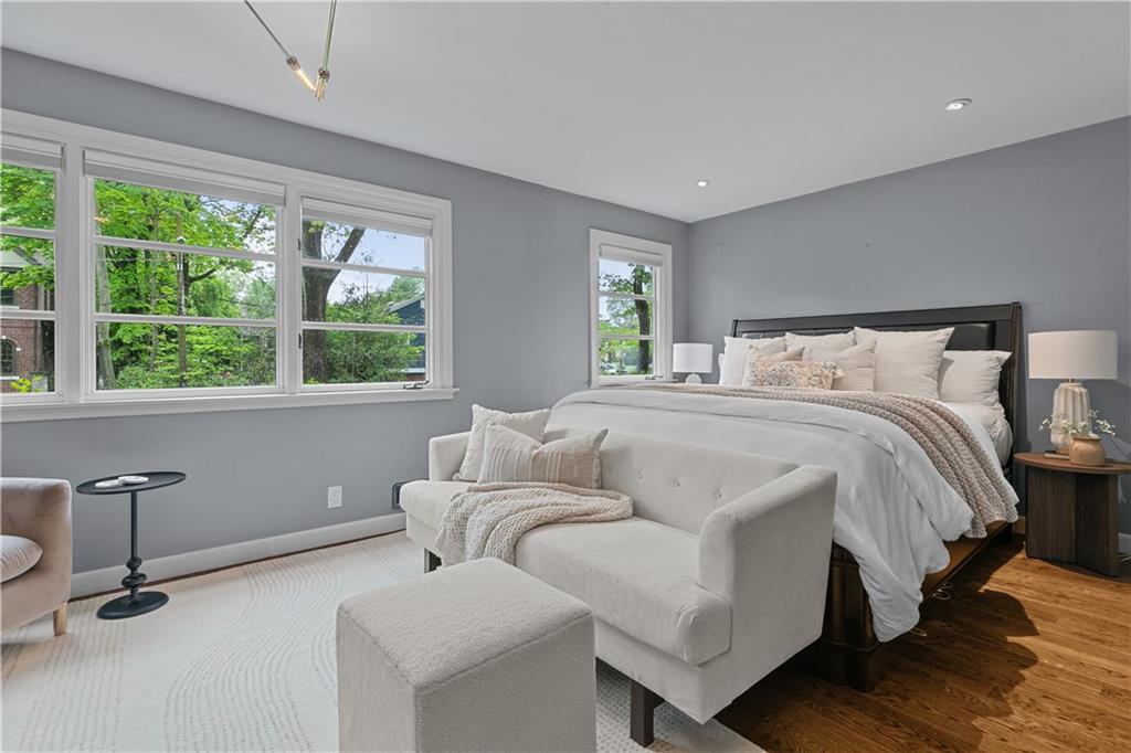 80 Clarendon Avenue Property Photo 28