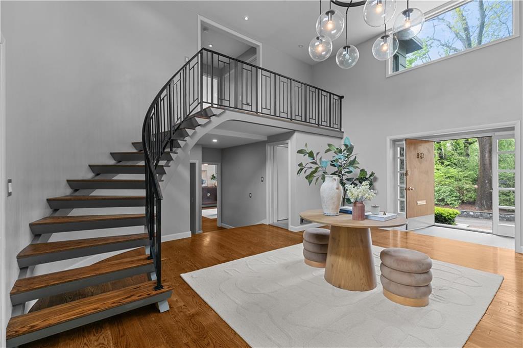 80 Clarendon Avenue Property Photo 34