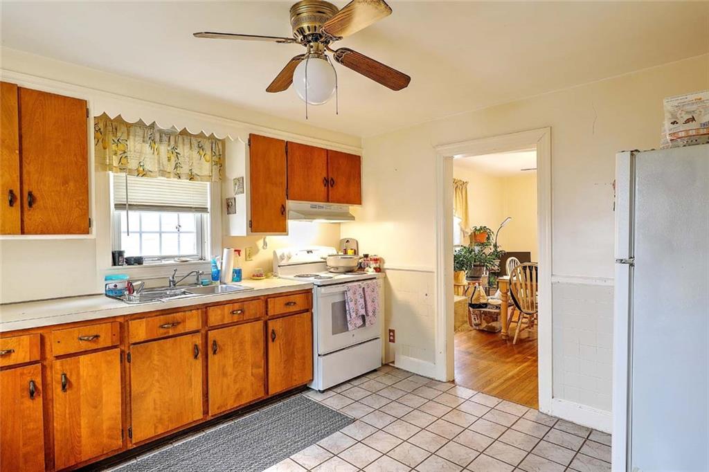 34 Central Street Property Photo 16