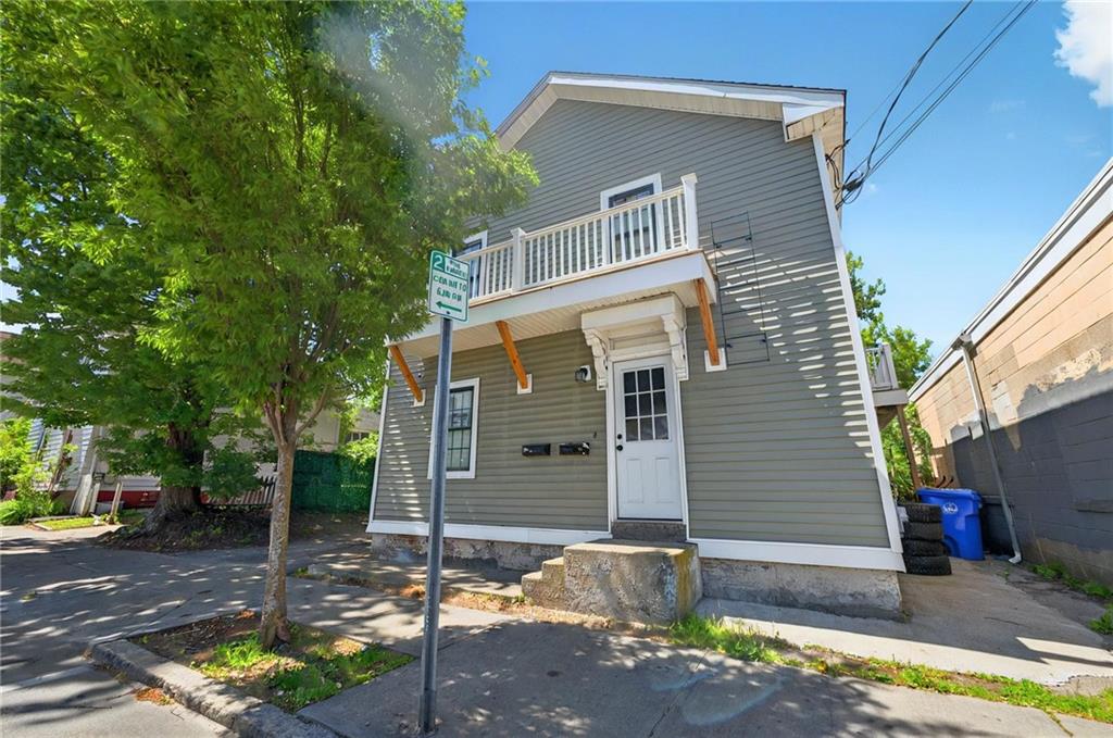 848 Dexter Street Property Photo 1