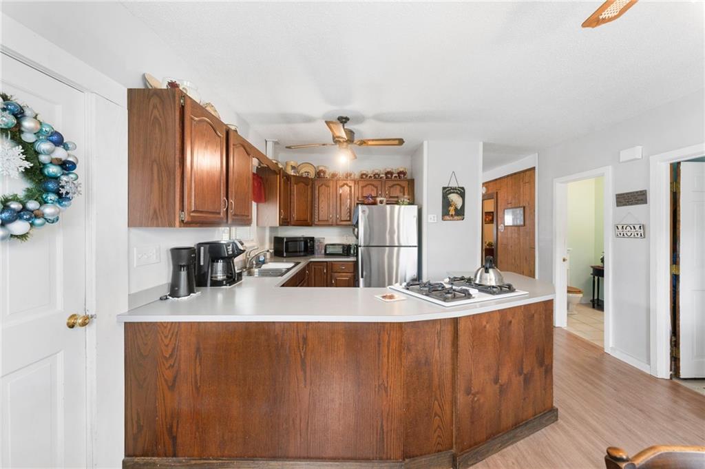 149 6th Avenue Property Photo 3