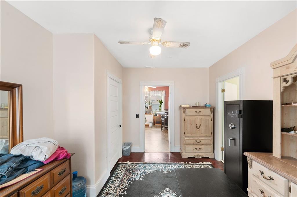 149 6th Avenue Property Photo 7