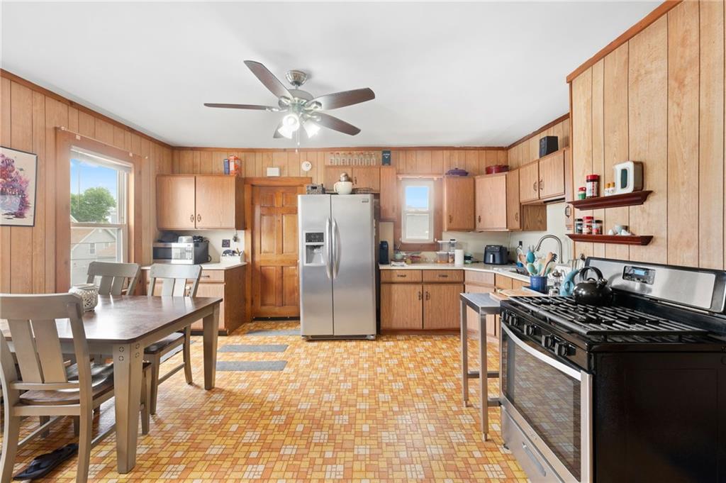 149 6th Avenue Property Photo 15