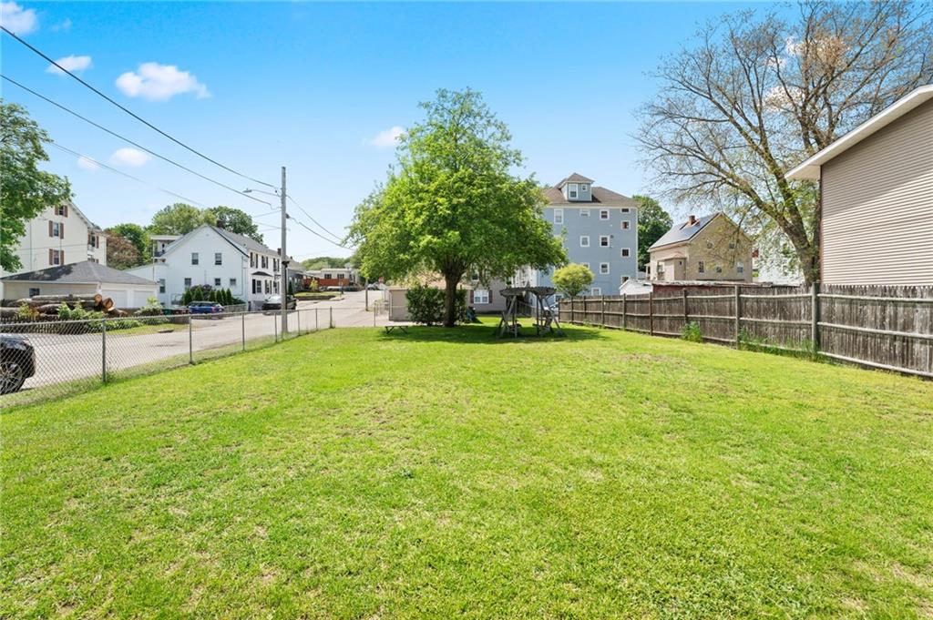 149 6th Avenue Property Photo 19
