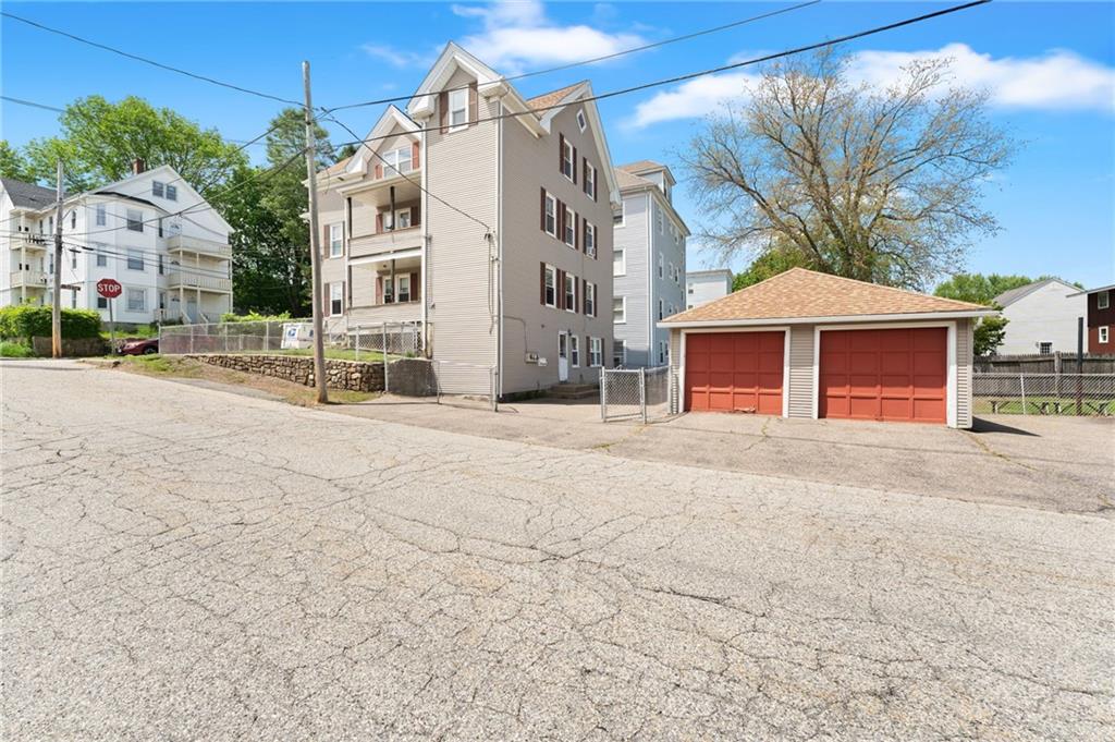 149 6th Avenue Property Photo 20