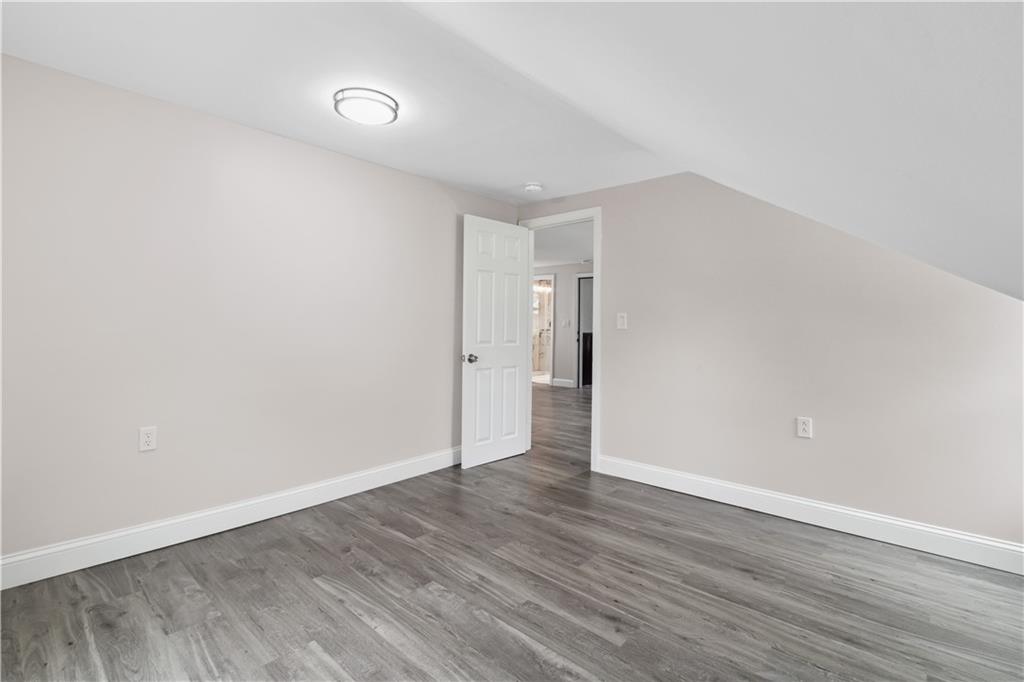 105 Princess Avenue Property Photo 4