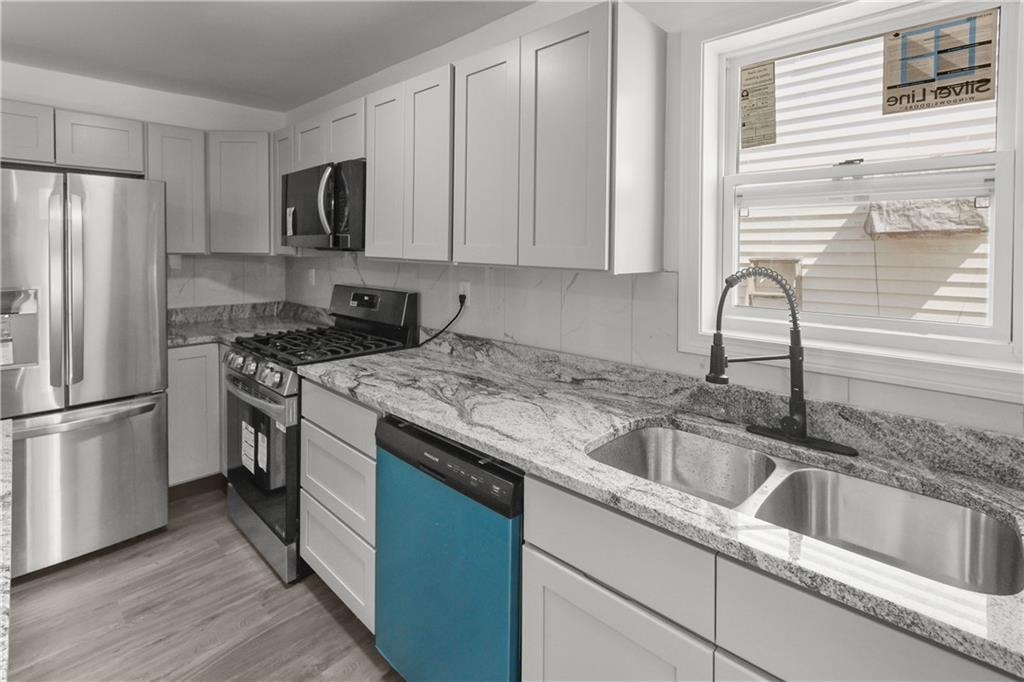 105 Princess Avenue Property Photo 11