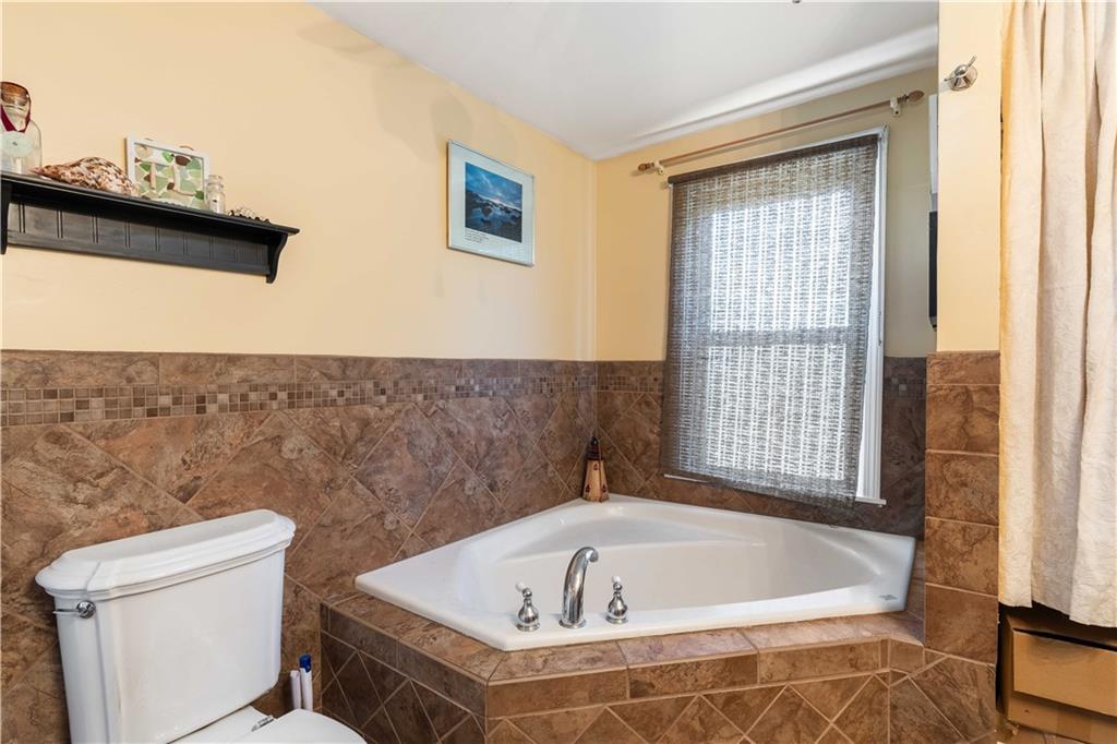 167 Water Street Property Photo 10