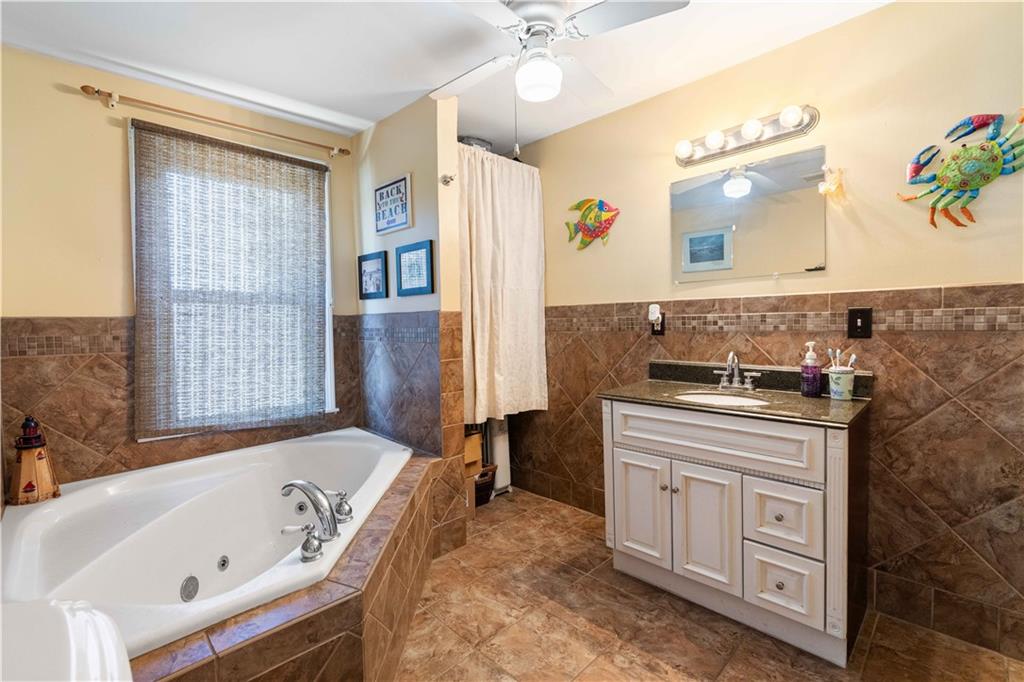167 Water Street Property Photo 11