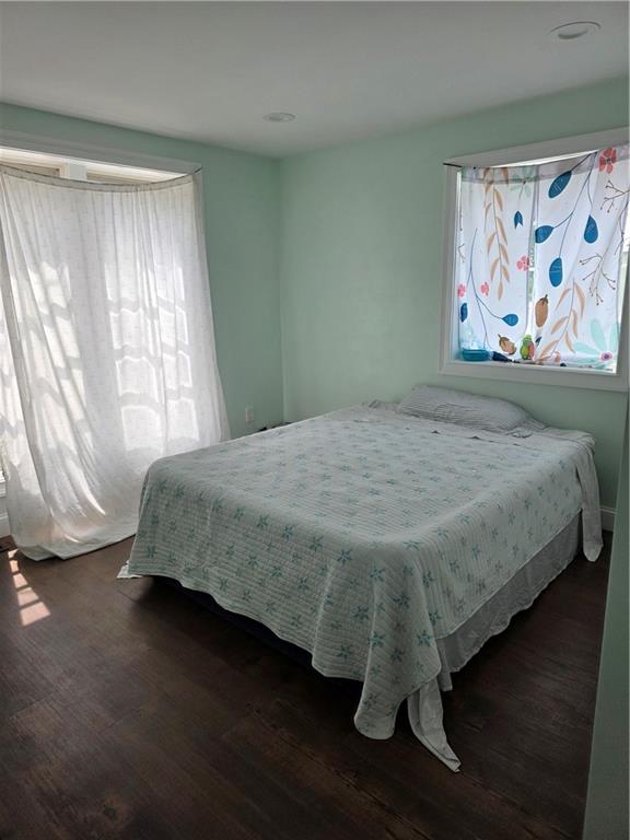 1612 1614 Lonsdale Avenue Property Photo 10