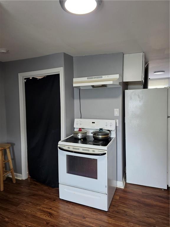 1612 1614 Lonsdale Avenue Property Photo 28