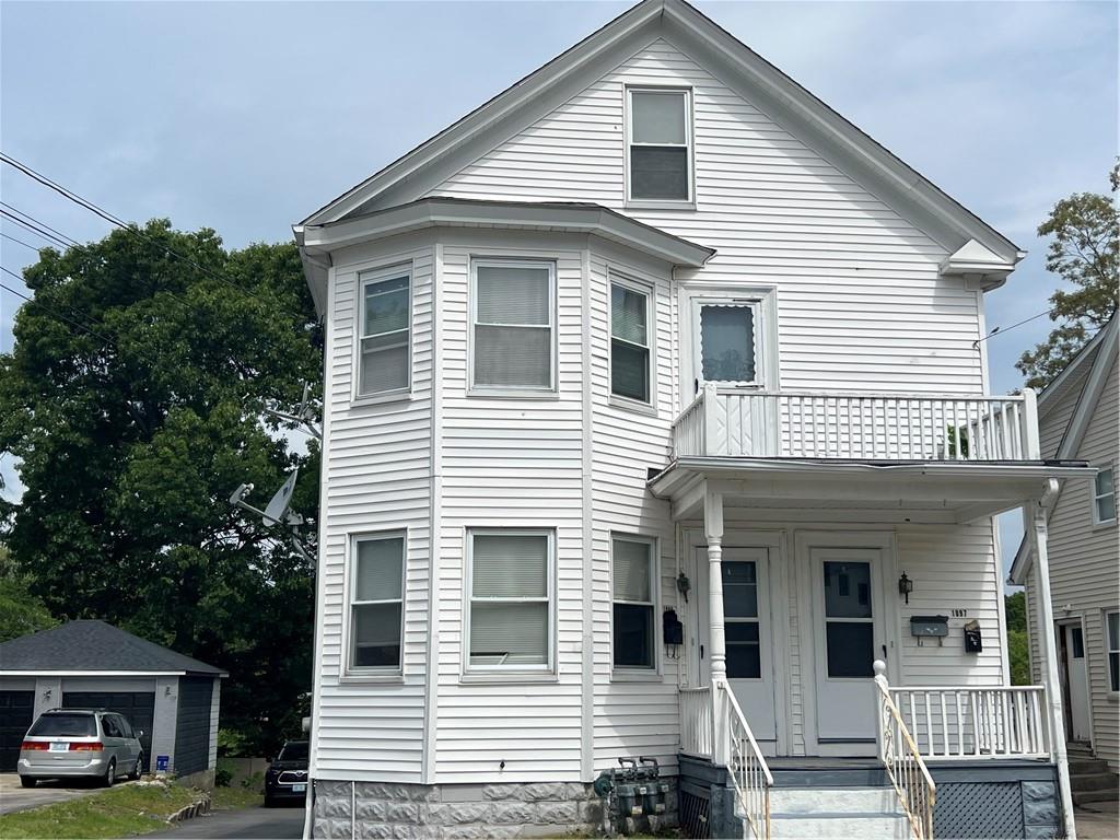 1097 Pontiac Avenue Property Photo 3