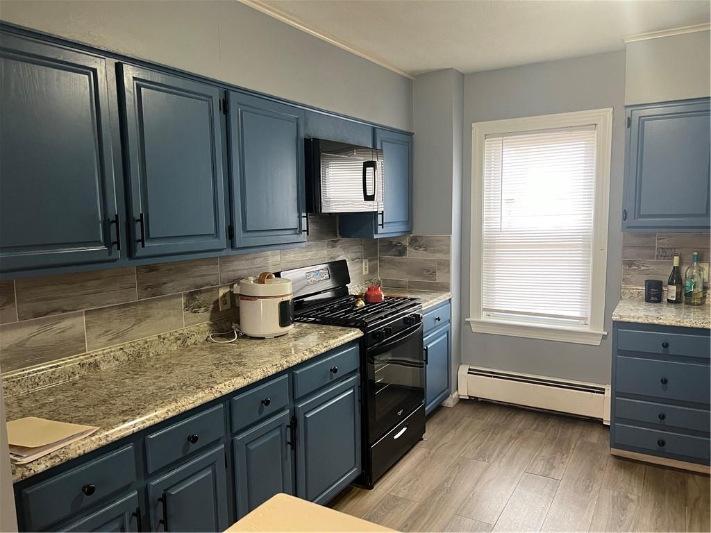 1097 Pontiac Avenue Property Photo 11