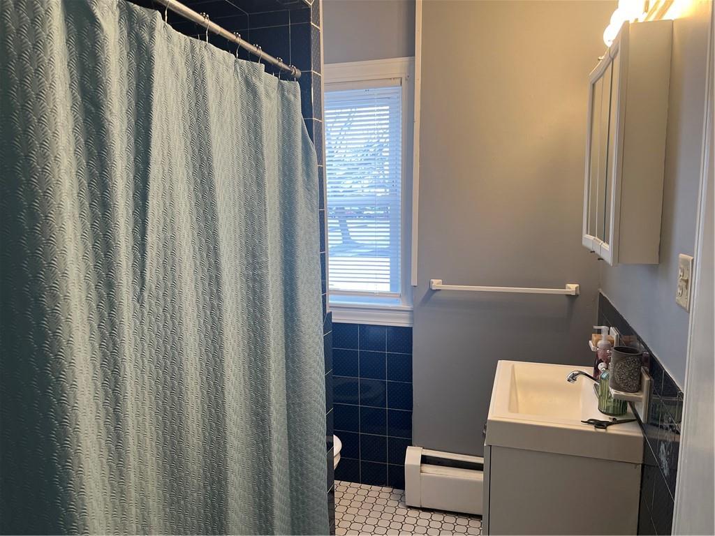 1097 Pontiac Avenue Property Photo 14