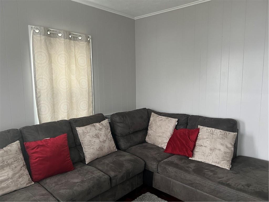 1097 Pontiac Avenue Property Photo 15