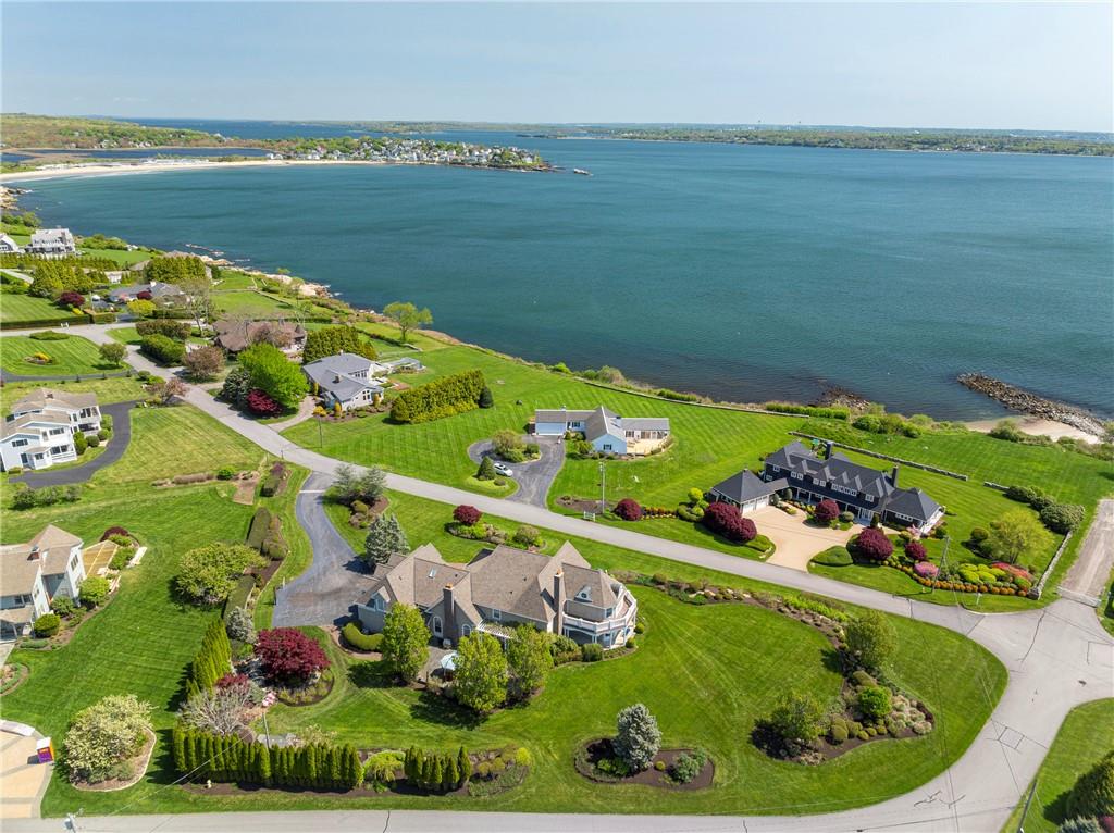 99 North Cliff Drive
