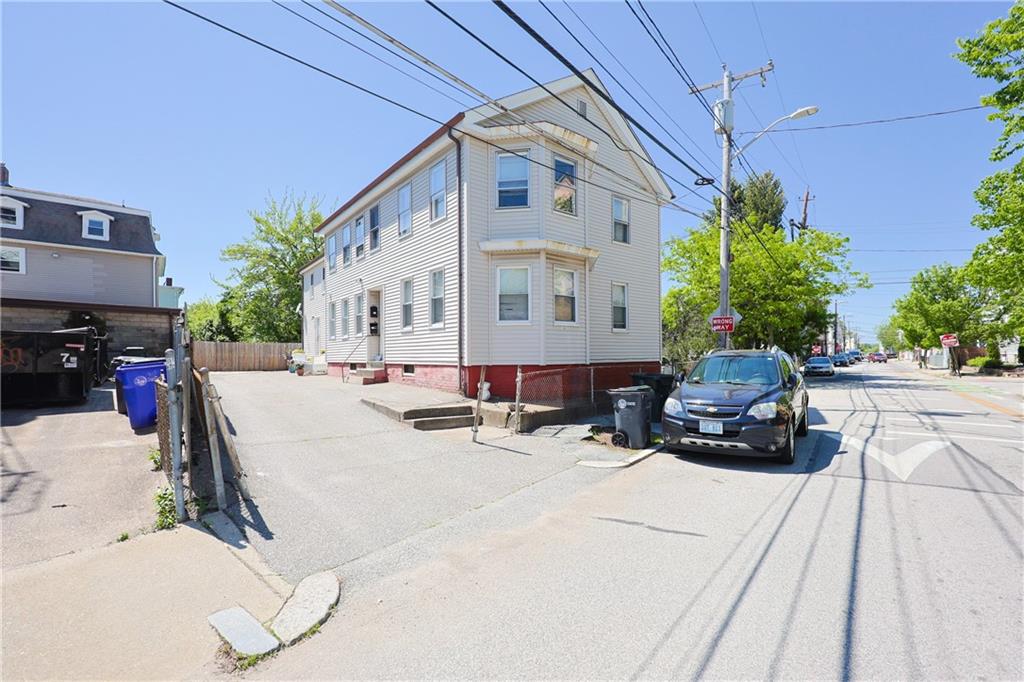 165 Knight Street Property Photo 1