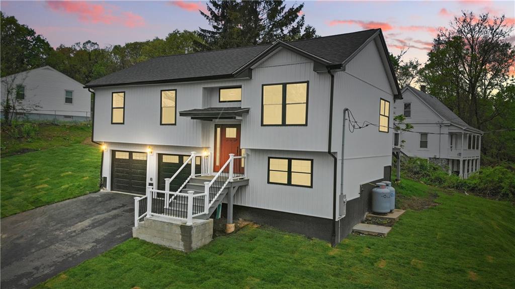 50 Rosemont Avenue Property Photo 1