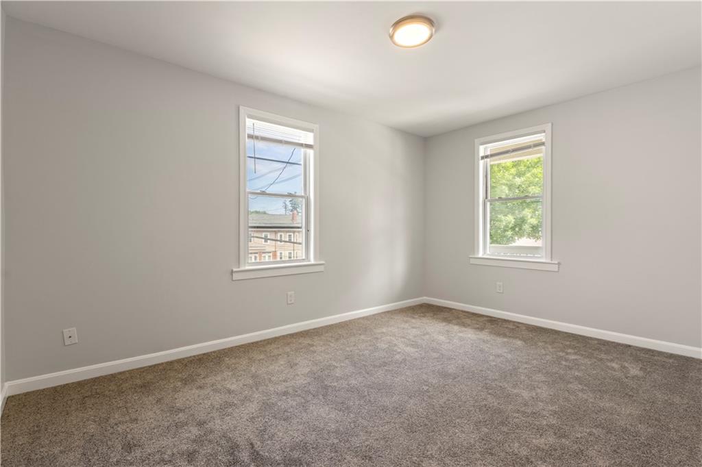 660 Douglas Avenue Property Photo 12