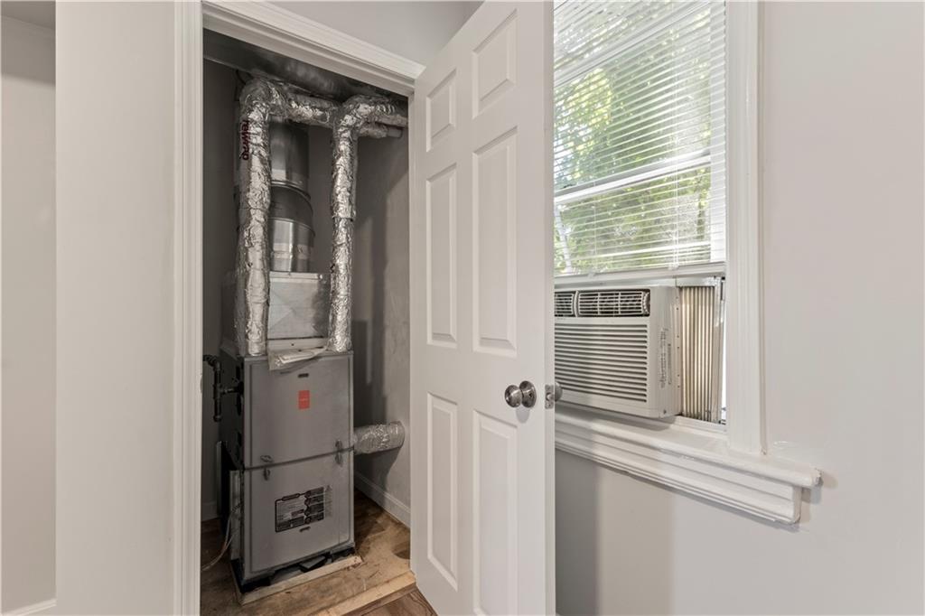 660 Douglas Avenue Property Photo 19
