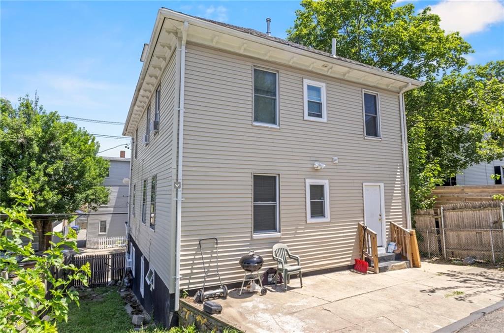 660 Douglas Avenue Property Photo 33