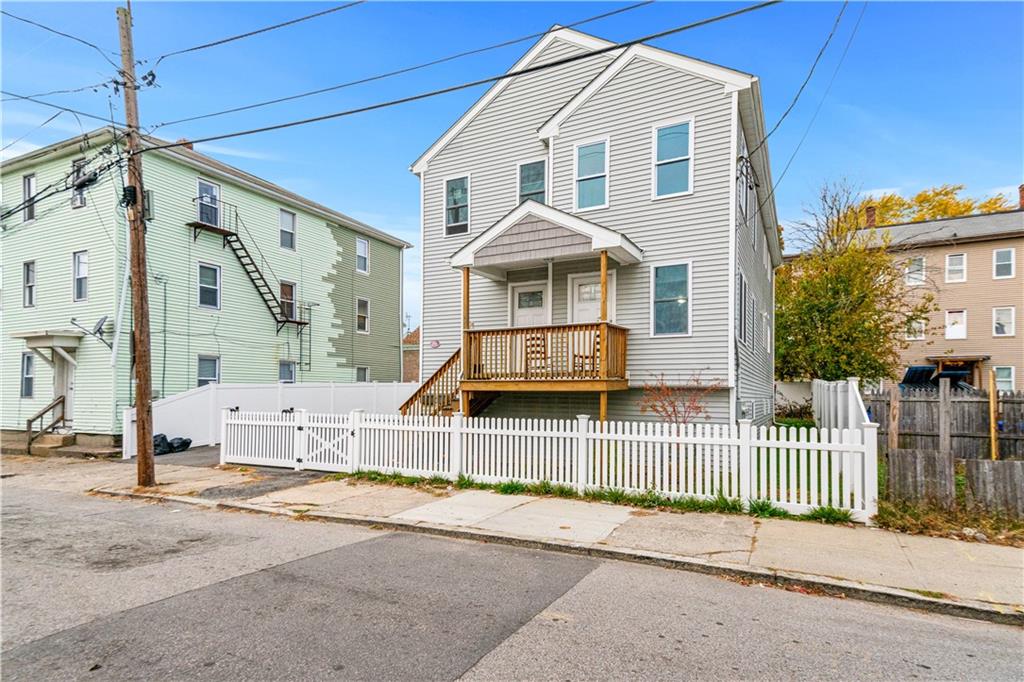 193 Harrison Street Property Photo 2