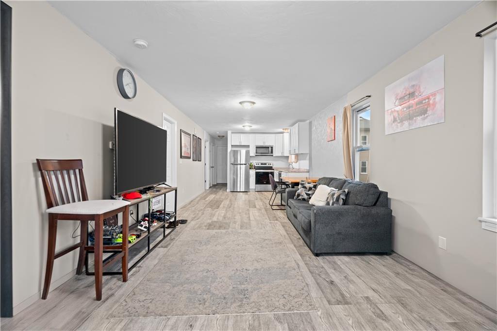 193 Harrison Street Property Photo 6