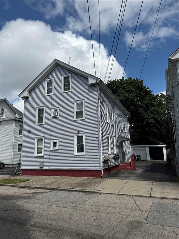 139 Julian Street Property Photo 1