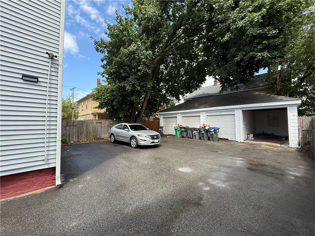 139 Julian Street Property Photo 12
