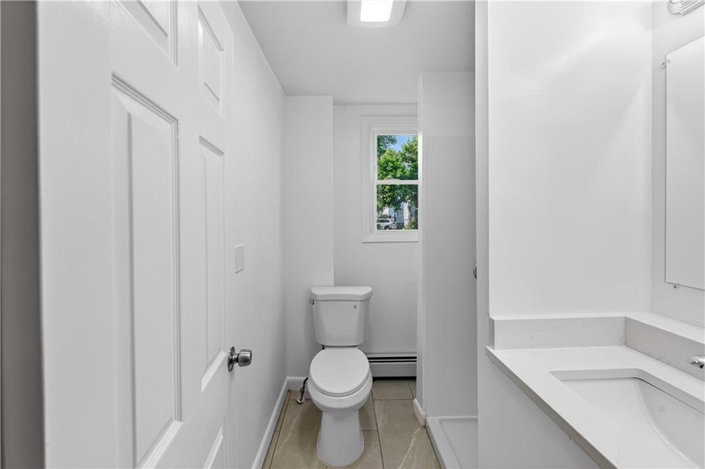 55 Warren Street Property Photo 9