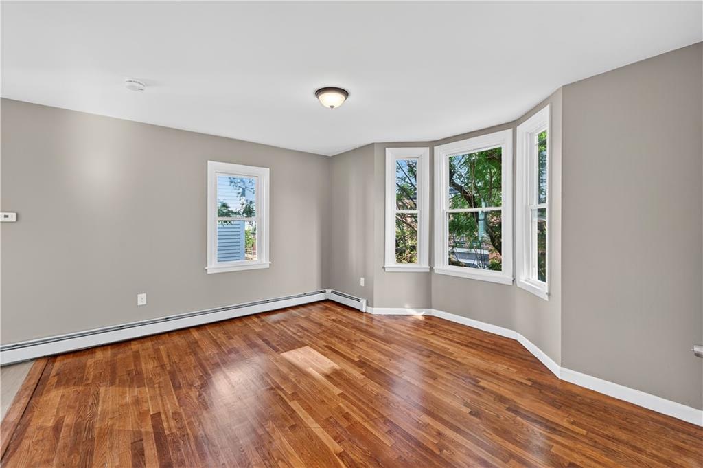 55 Warren Street Property Photo 12