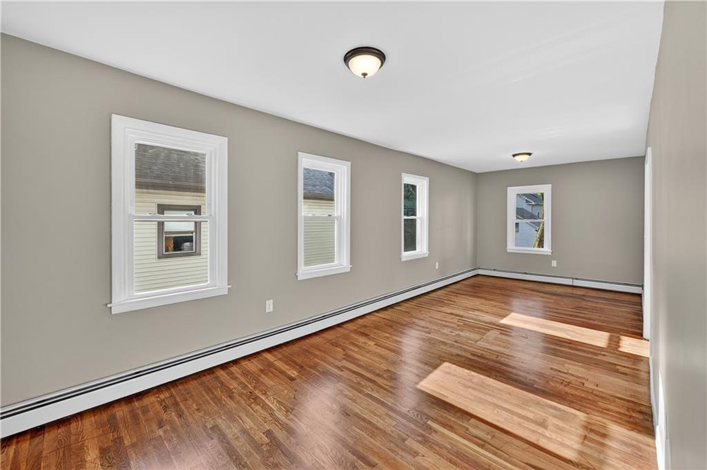 55 Warren Street Property Photo 13
