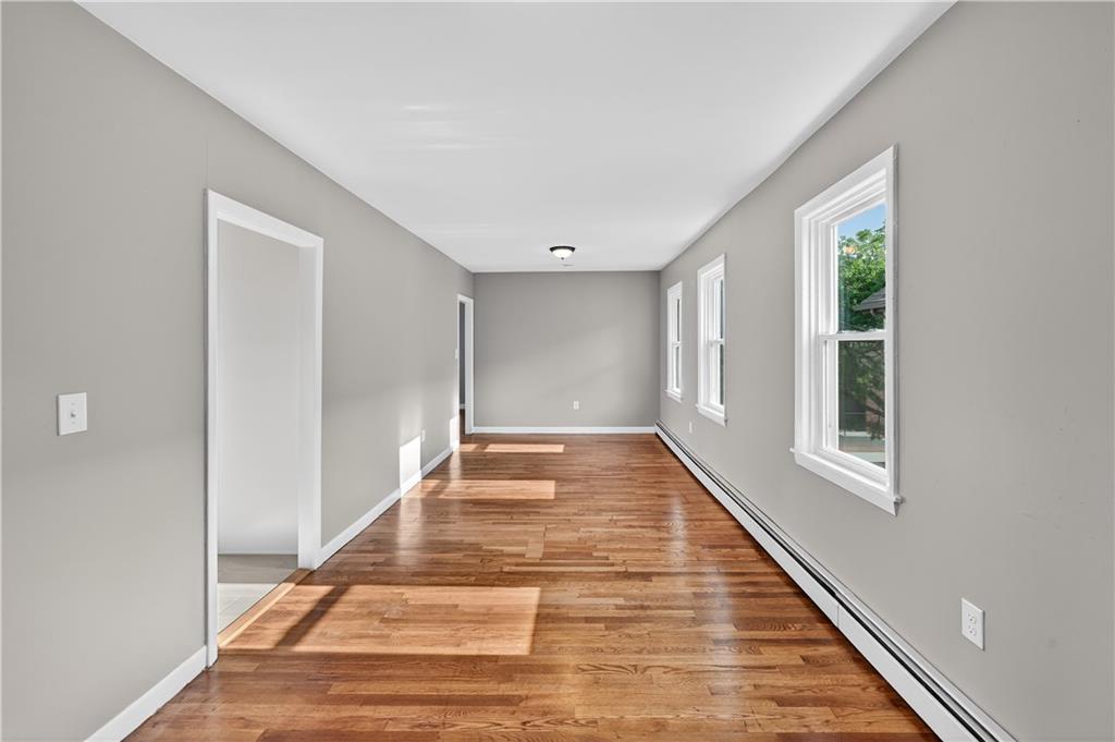 55 Warren Street Property Photo 14