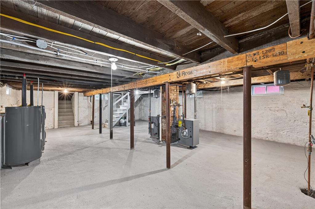 55 Warren Street Property Photo 24