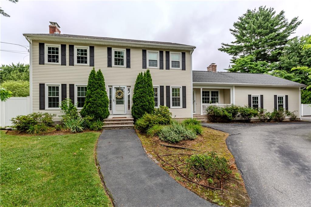 11 Greenbrier Road Property Photo 1