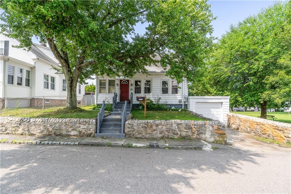 30 Greenville Avenue Property Photo 1