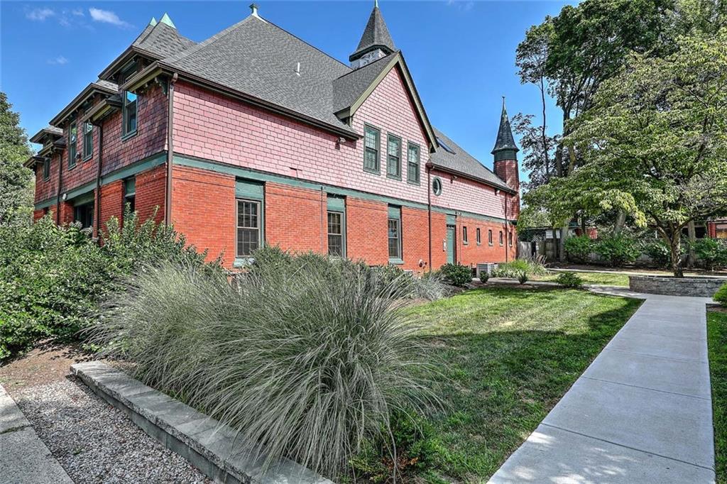 6 Slocum Street Unit 16 Property Photo 6