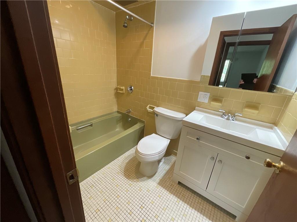 680 Hartford Pike Unit 5 Property Photo 6