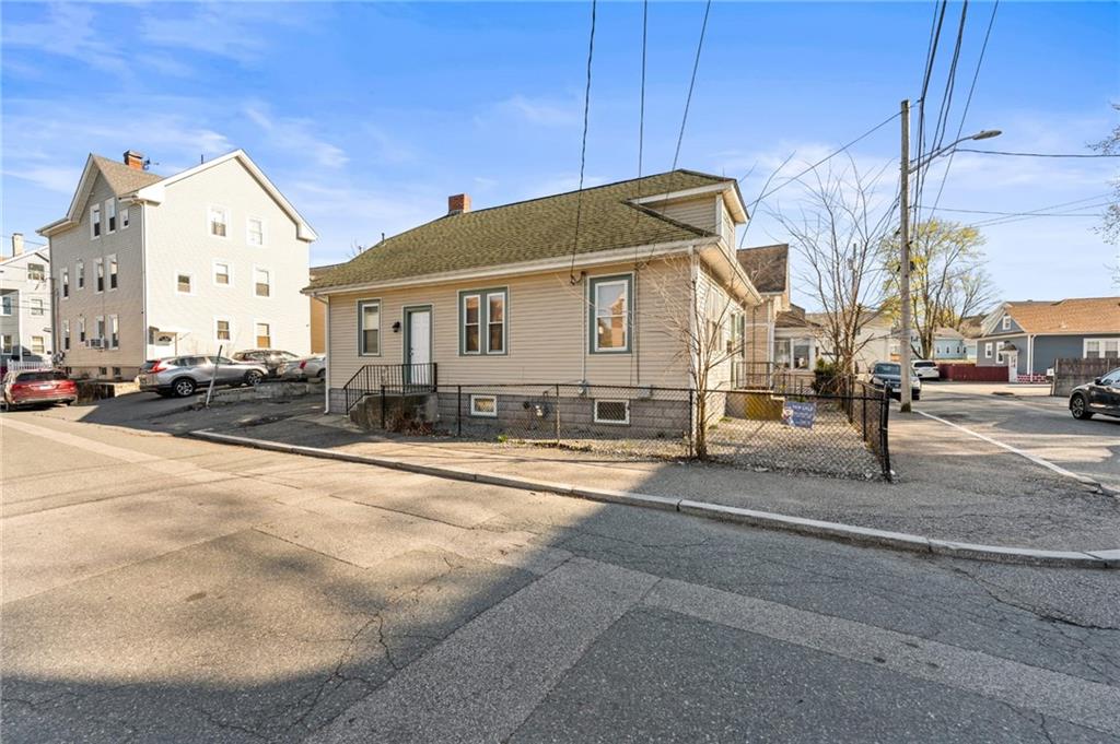 18 Crowninshield Street Property Photo 1