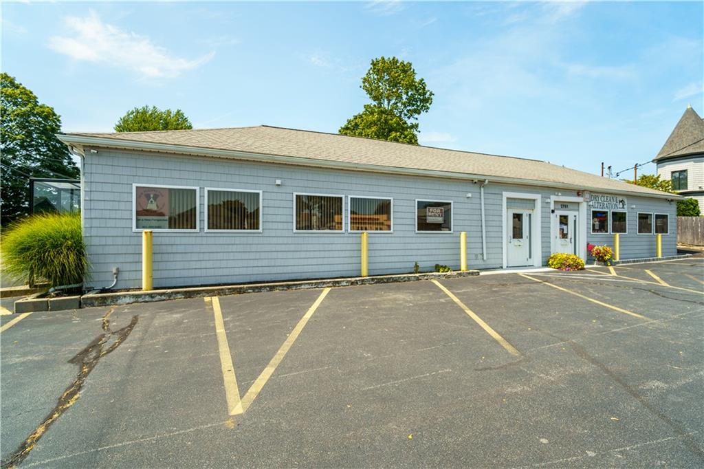 2761 Pawtucket Avenue Property Photo 1