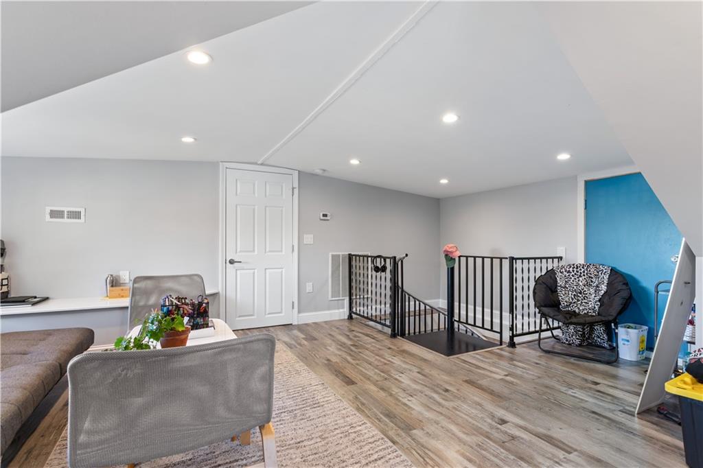 4 James Street Property Photo 23