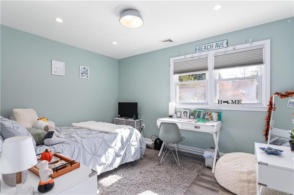 4 James Street Property Photo 25